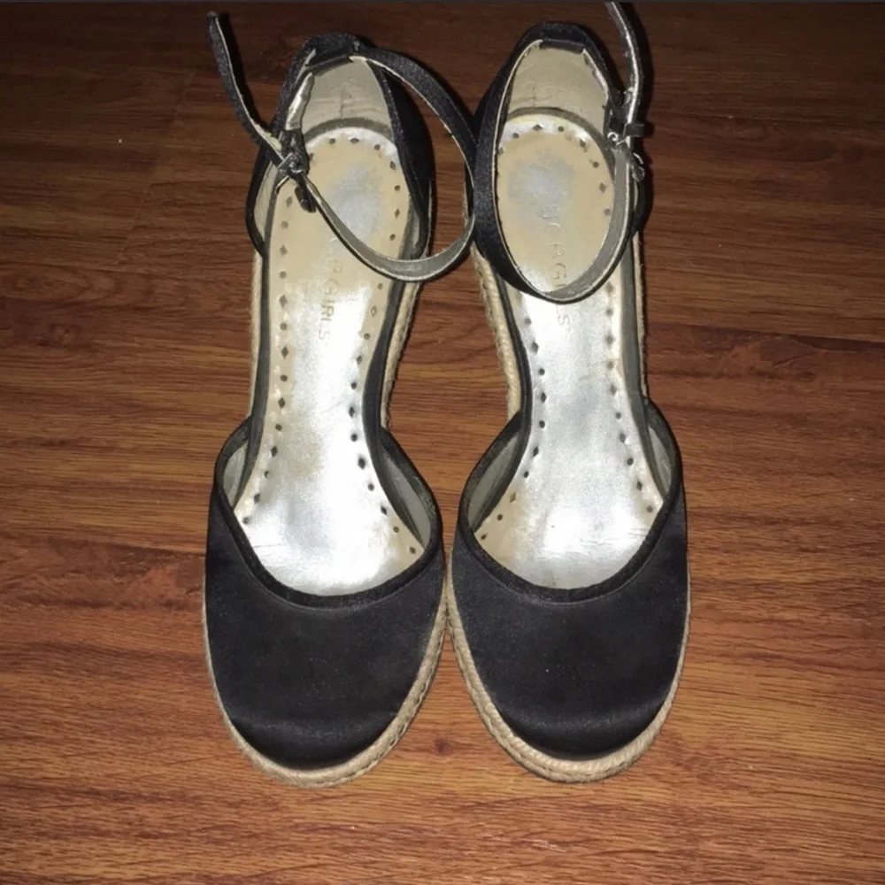 ❤️ BCBGirls Keg black satin espadrille wedges‎ ~ 7